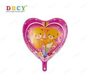 Fóliový balónek Zamilovaný medvídek 18" (45cm).)