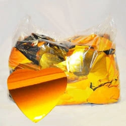 Gold Hearts 23mm Balloon Confetti. (50g.)