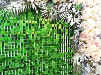 Sequin Panels Holographic Green £M (30cm*30cm)